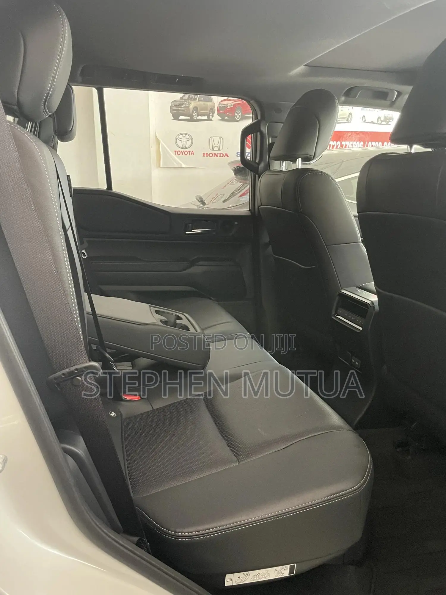 Toyota Land Cruiser Prado 2.8 2024 White