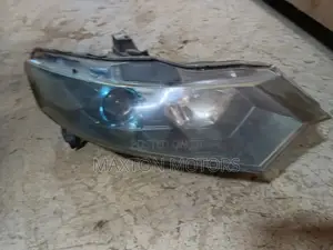 Honda Insight 2008 Headlight Xenon