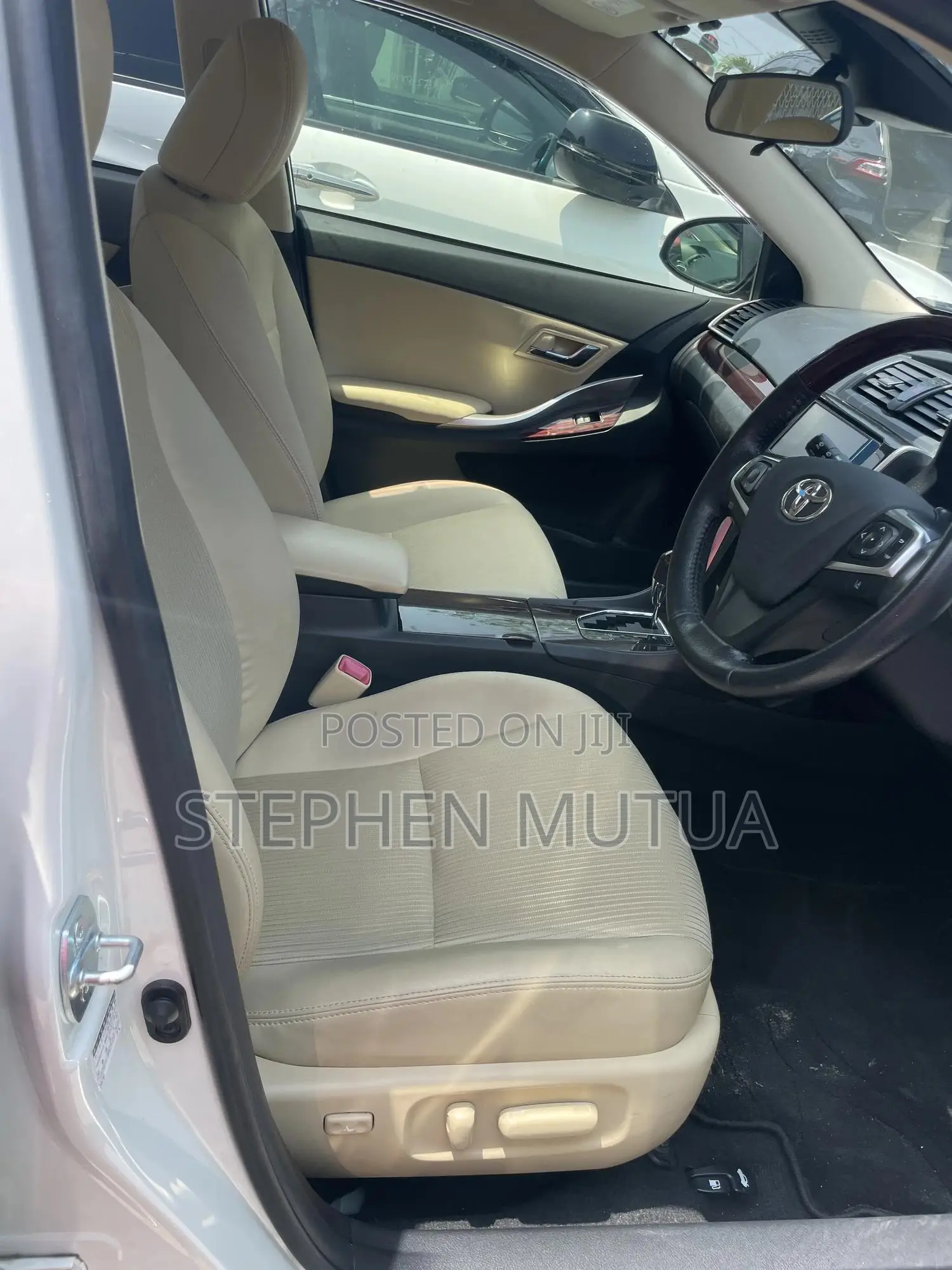 Toyota Premio 1.5 FWD 2019 White