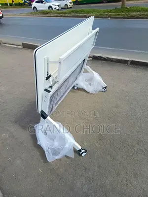 Folding Training Table