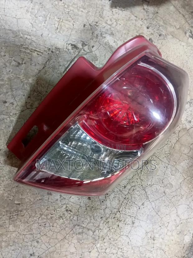 Ractis 2008 Taillight - main view