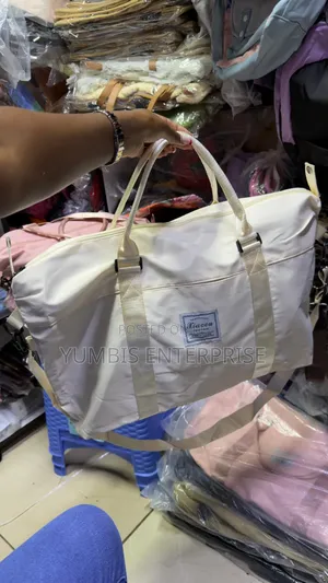 Cream White Stylish Duffle Bag