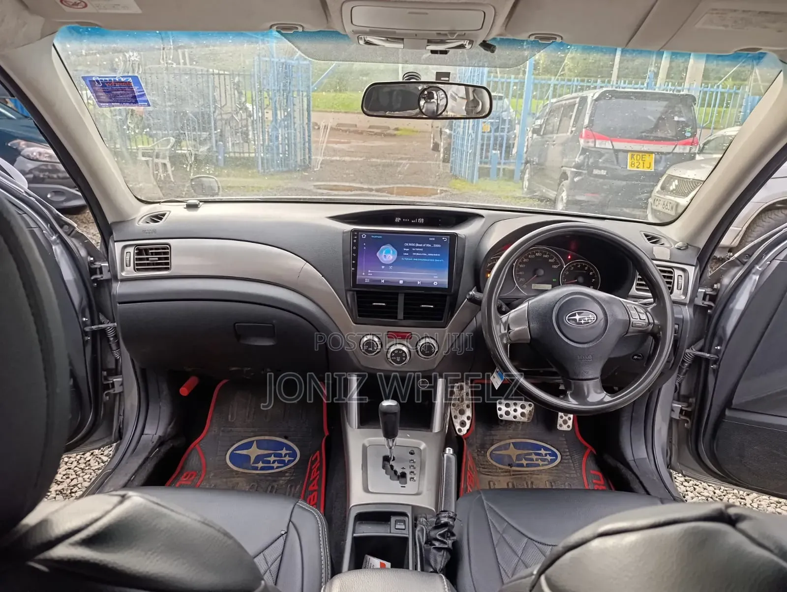 Subaru Forester 2010 Silver