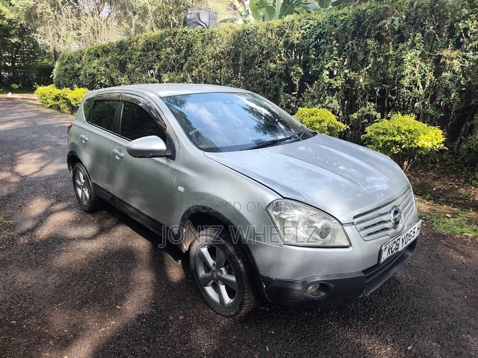 Nissan Dualis 2012 Silver