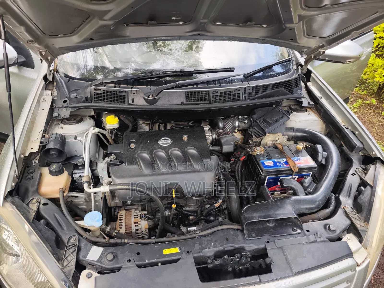 Nissan Dualis 2012 Silver