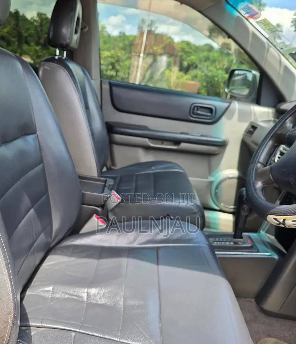 Nissan X-Trail 2004 Silver