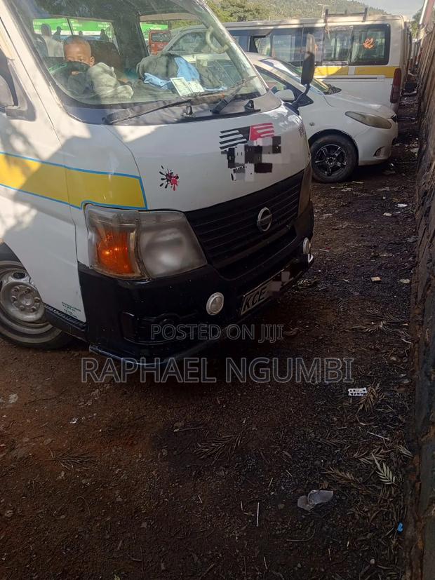 Nissan Caravan (Urvan) 2009 White