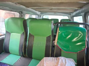 Toyota HiAce 1998 White