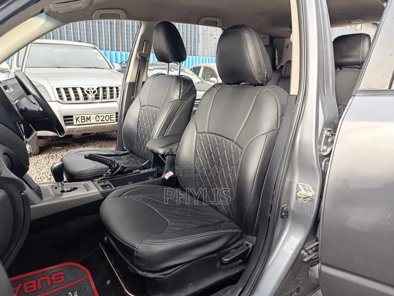 Subaru Forester 2010 Silver