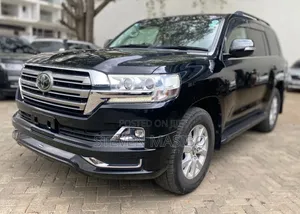 Toyota Land Cruiser 4.6 V8 ZX 2018 Black