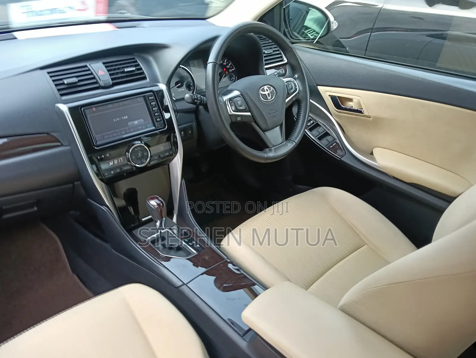 Toyota Premio 1.8 FWD 2019 White