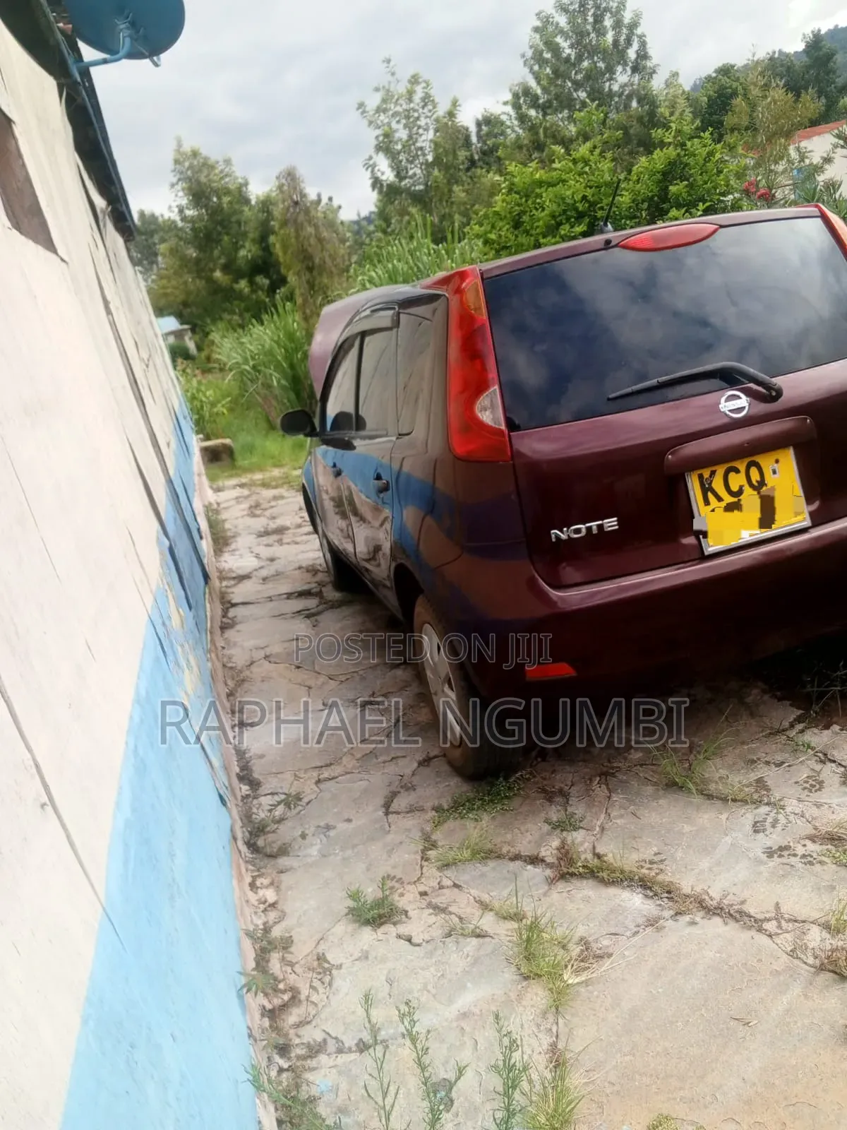 Nissan Note 2012 Maroon