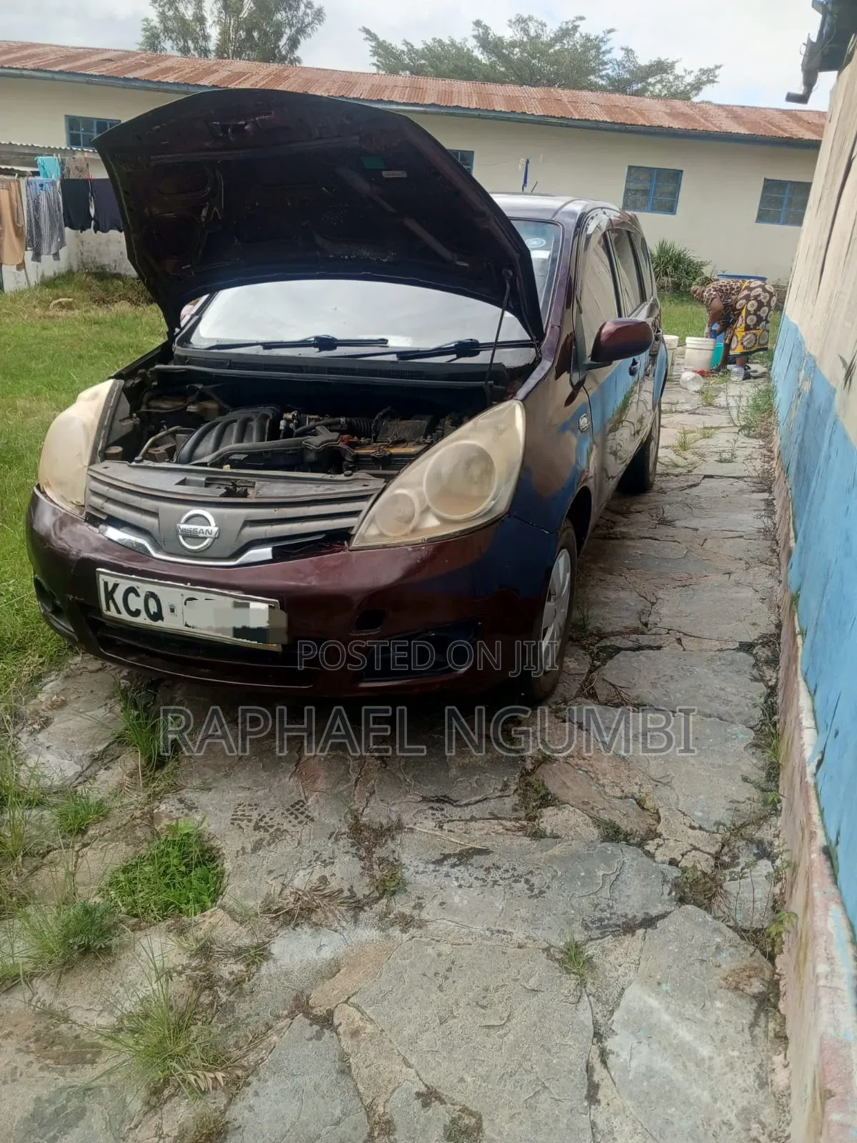 Nissan Note 2012 Maroon