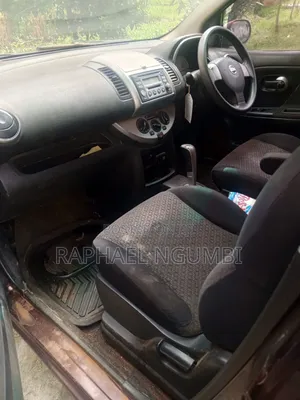 Nissan Note 2012 Maroon