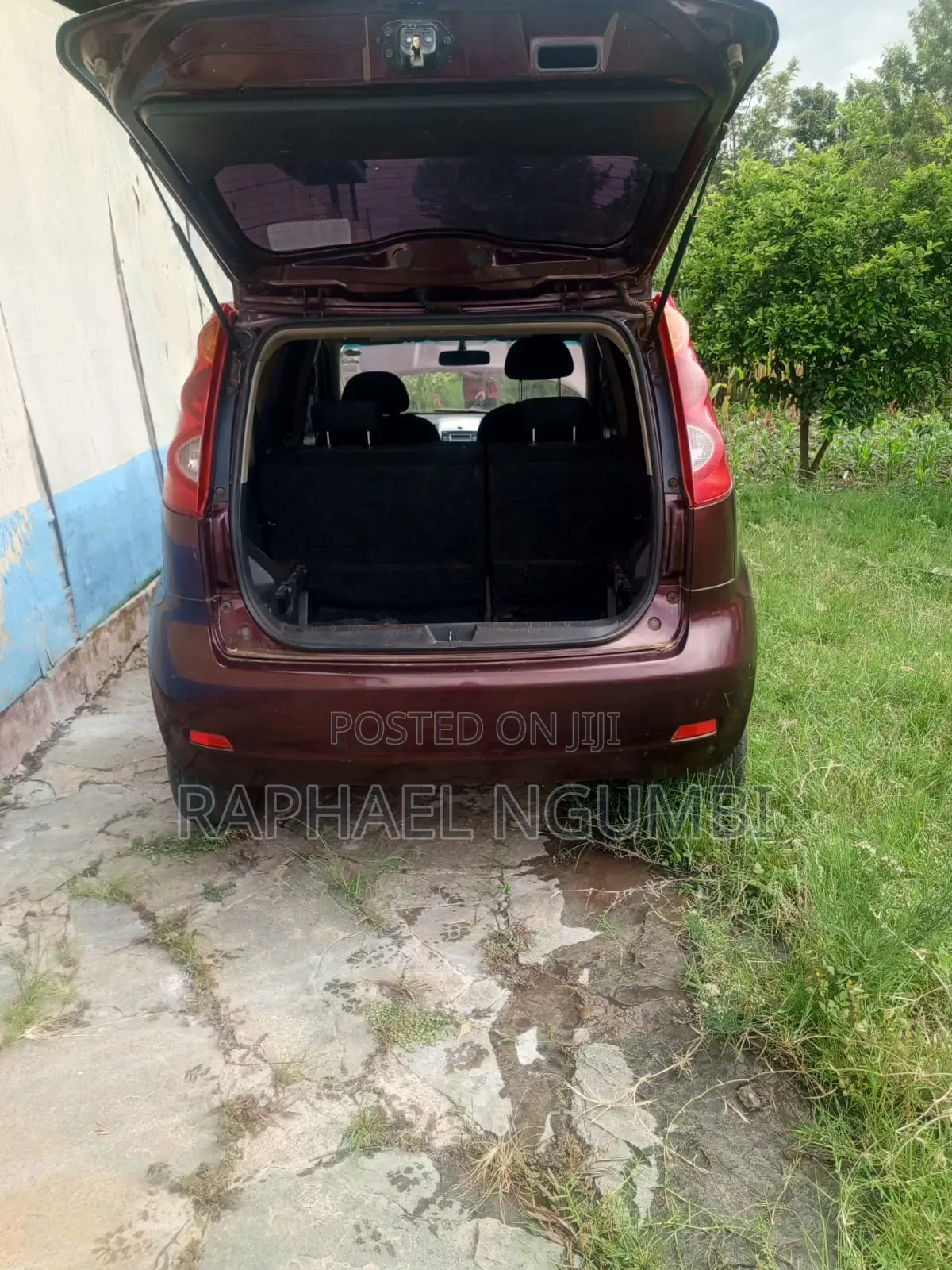 Nissan Note 2012 Maroon