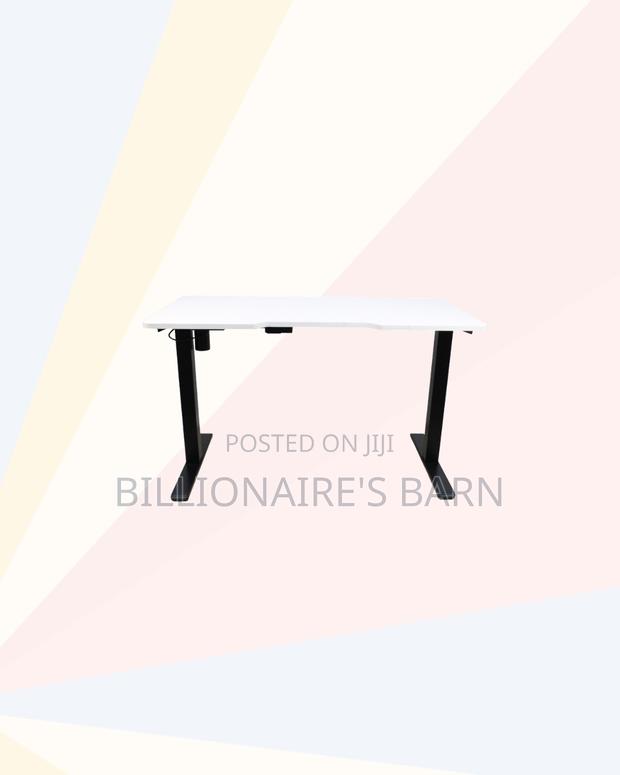 Boost Workflow With a Desk All-Day Ergonomic Movement for Hybrid - thumbnail 3