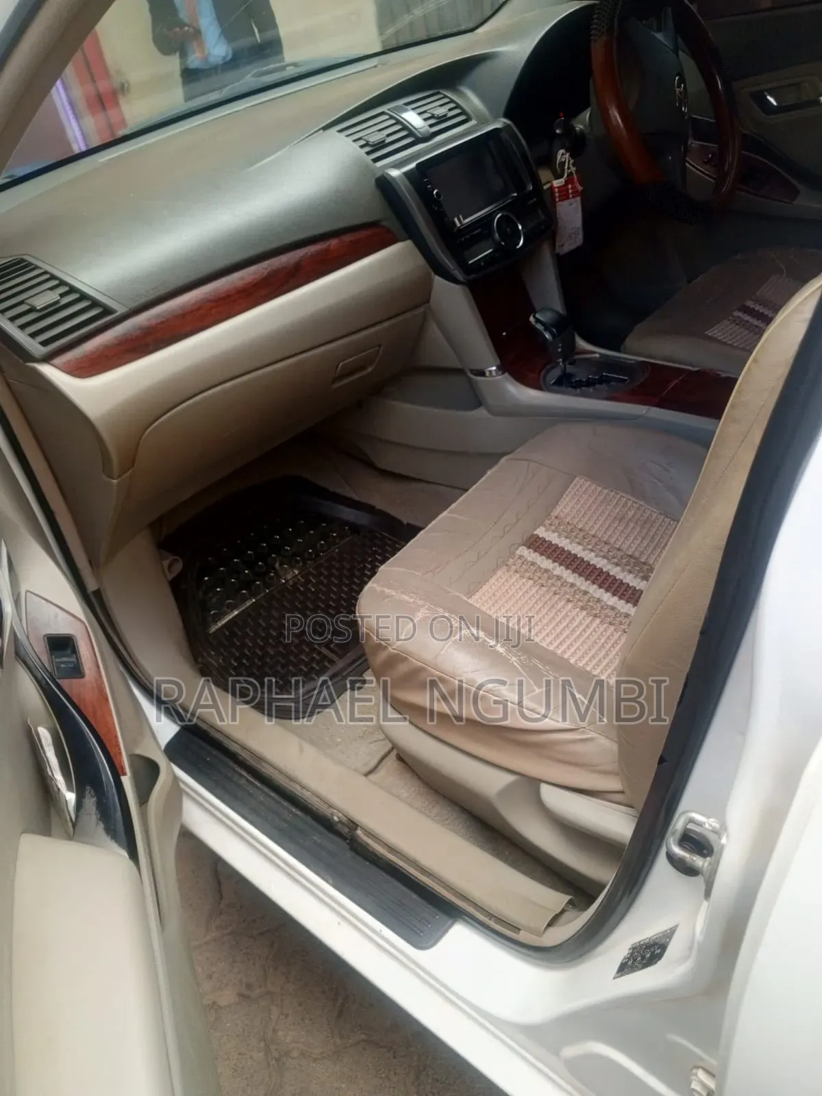 Toyota Premio 2009 White