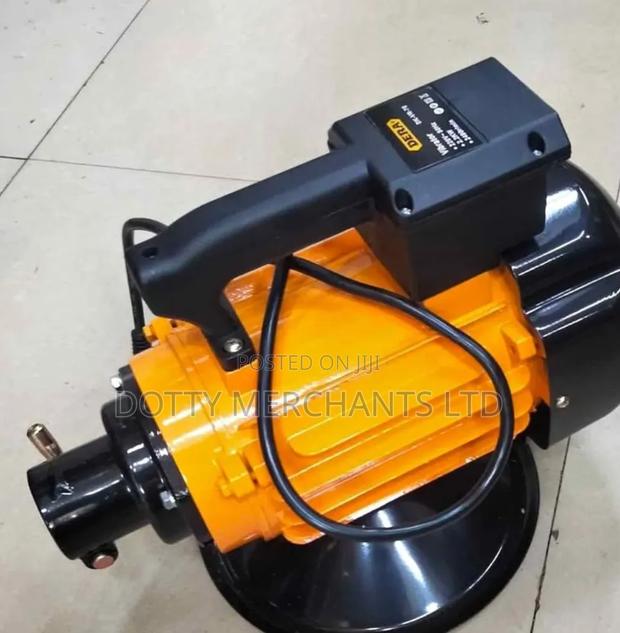 Electric Concrete Vibrator - main view