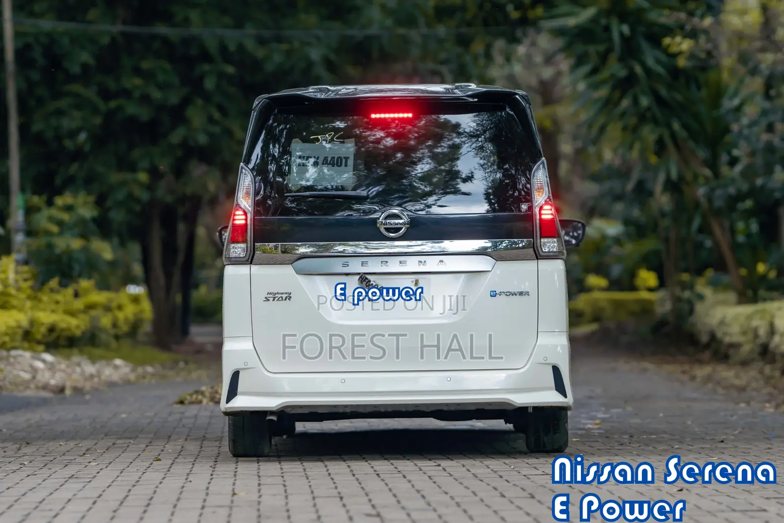 Nissan Serena 2019 White