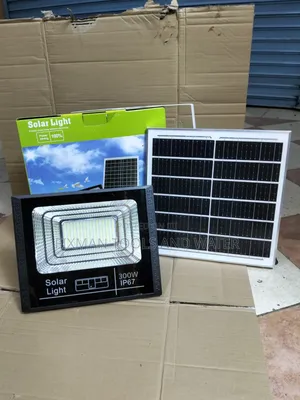Solar Lights 300 Watts Ip 67 16hr Working Time With Remote and Sensor