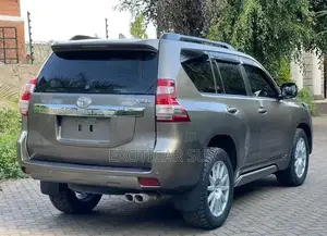 Toyota Land Cruiser Prado 2.8 D-4D 2016 Silver
