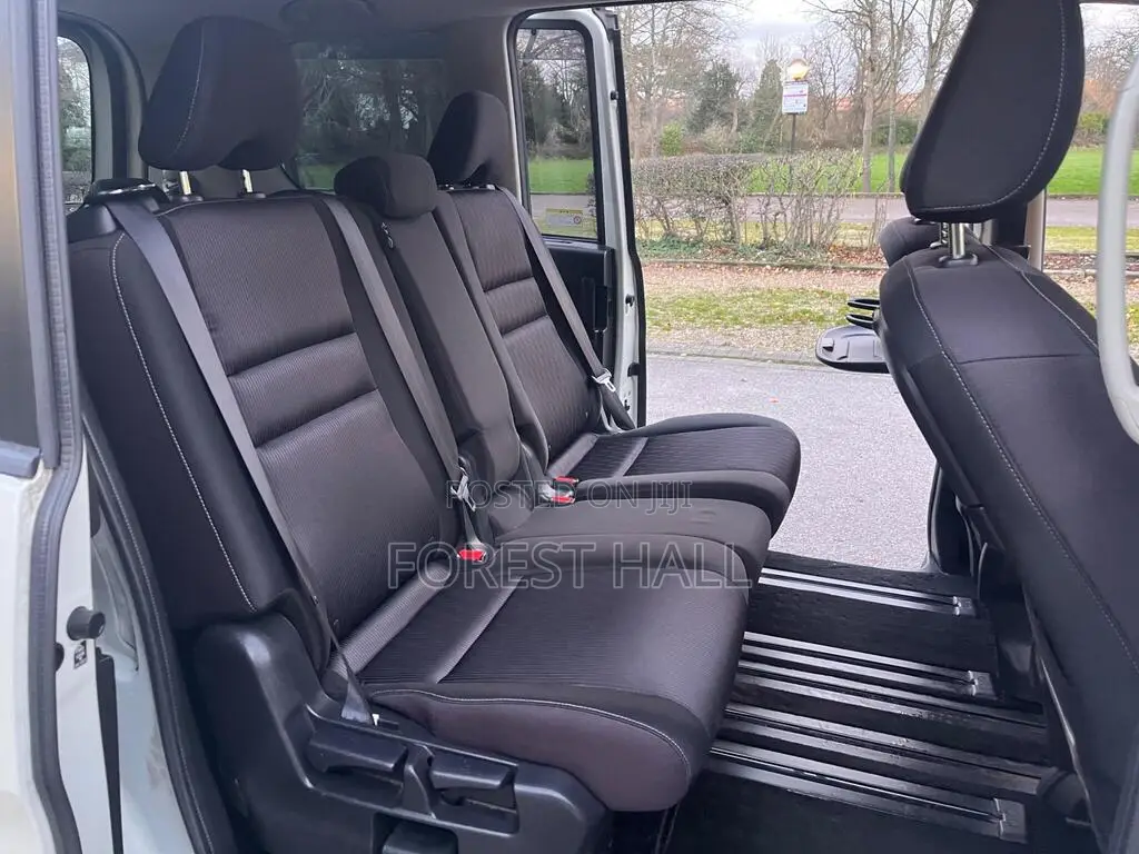 Nissan Serena 2019 White