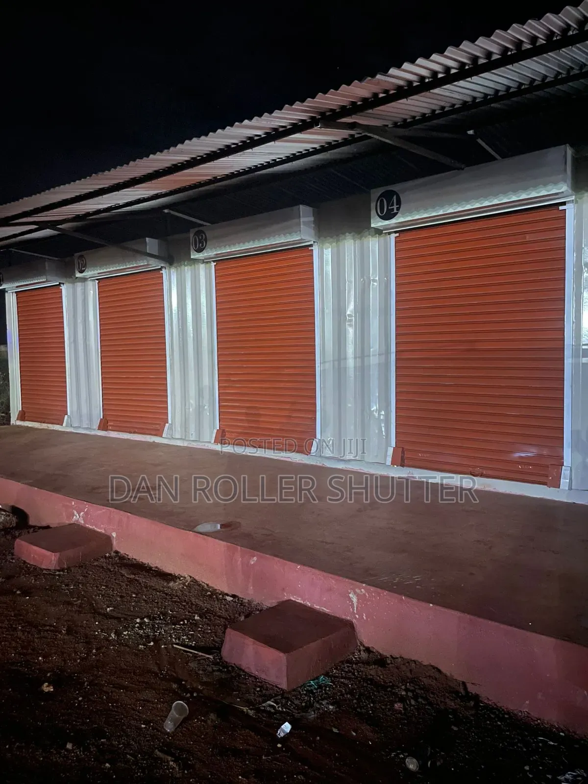 Reliable Manual Rolling Door