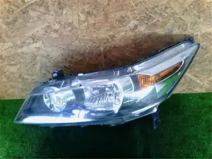 Honda Stream 2008/12 Non Xenon Headlights
