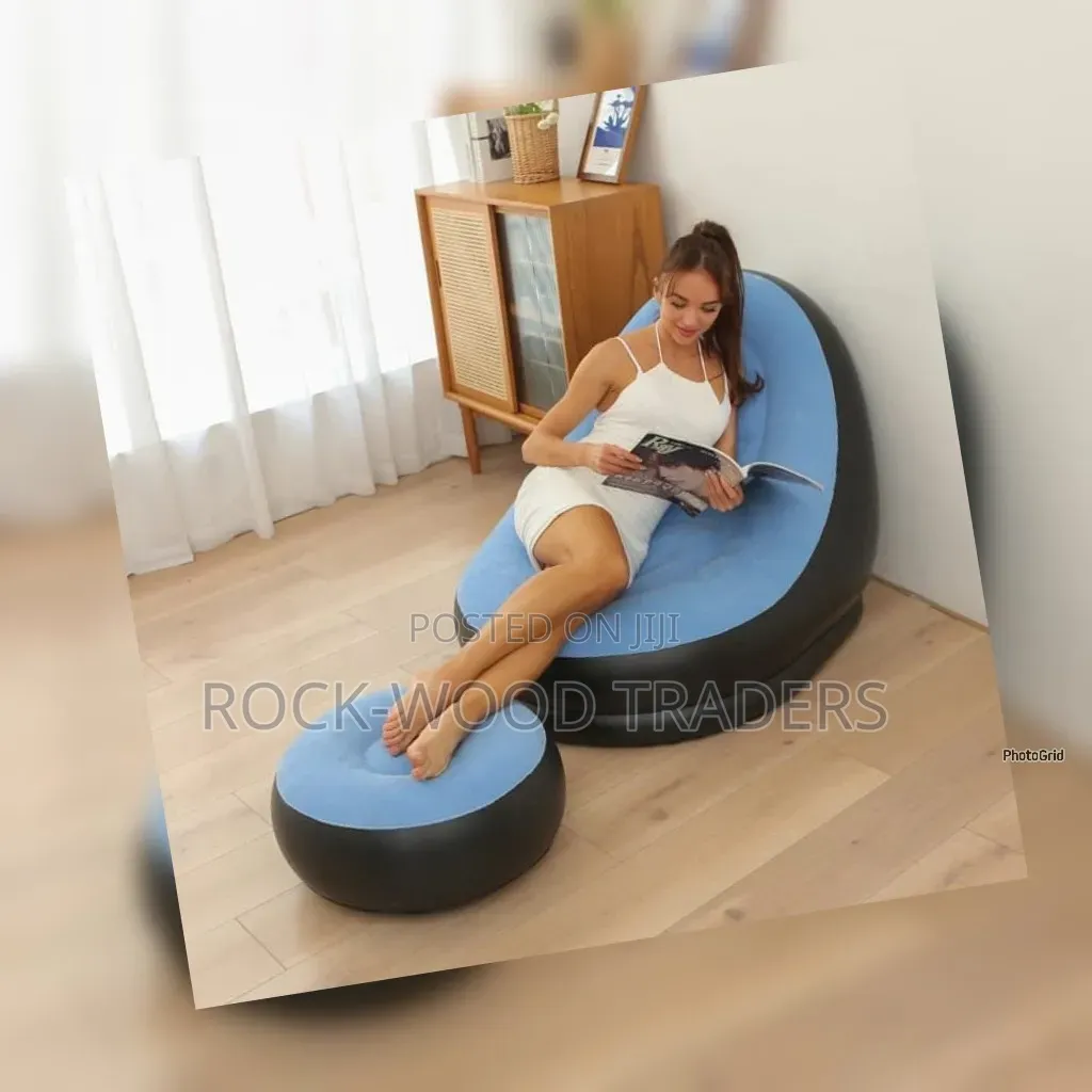 Inflatable Seat. With Foot Rest