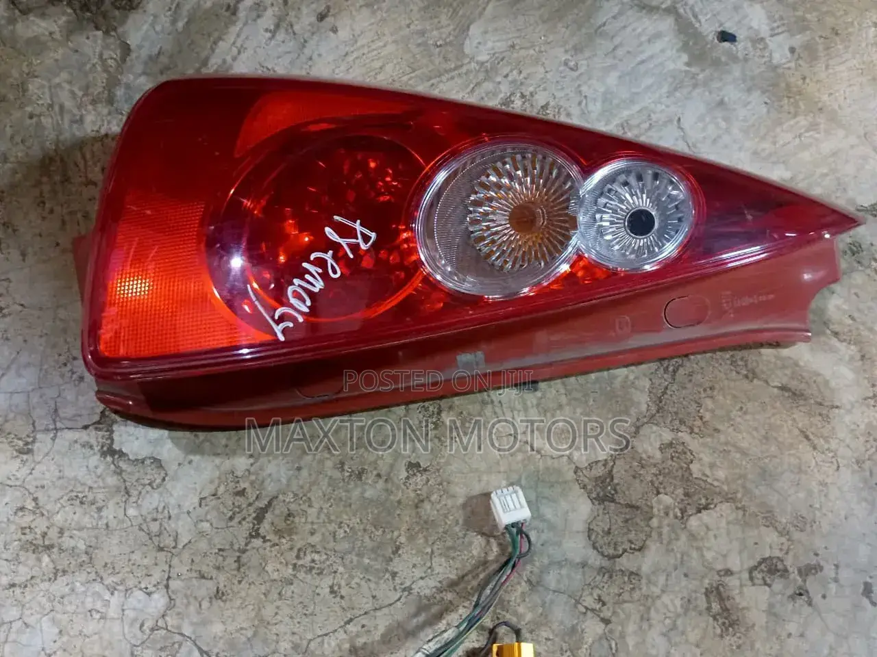 Taillight Mazda Premacy 2005 Model