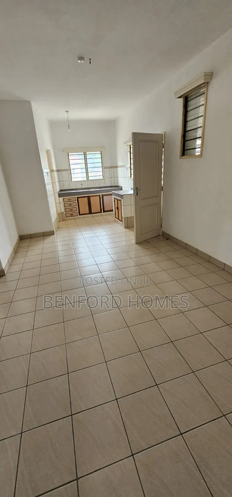 3bdrm Apartment in Latina, Nyali Mkomani for sale
