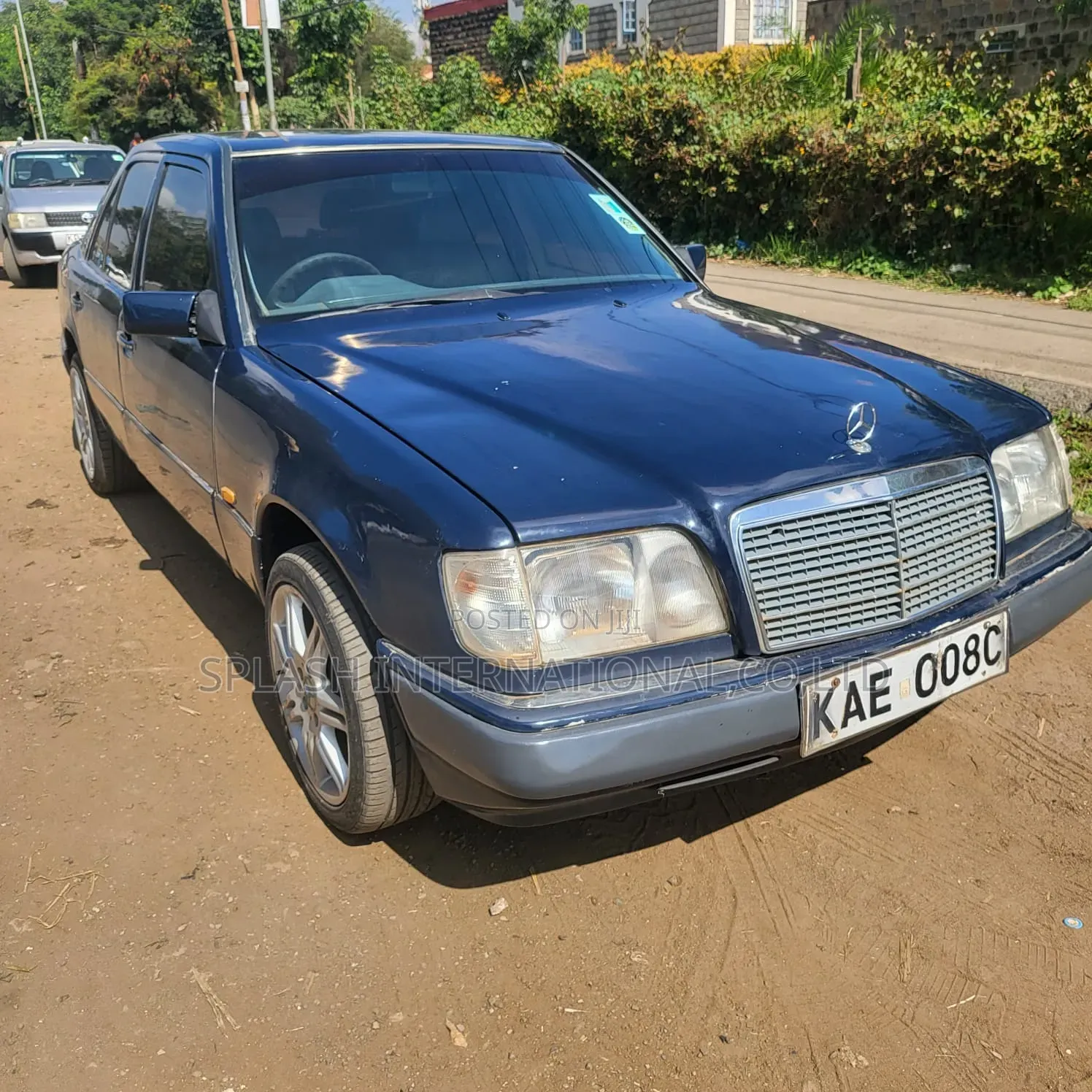 Mercedes-Benz E200 1997 Blue