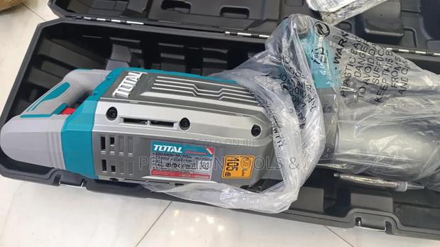 1700w Total Demolition Breaker 60j 14kg