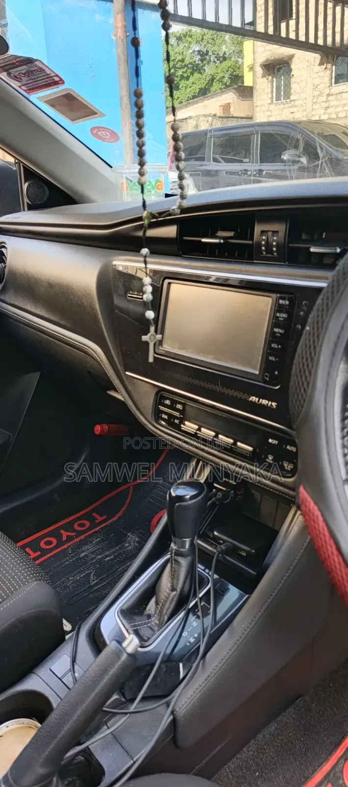 Toyota Auris 2016 Pearl