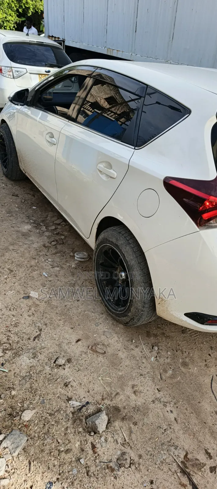 Toyota Auris 2016 Pearl
