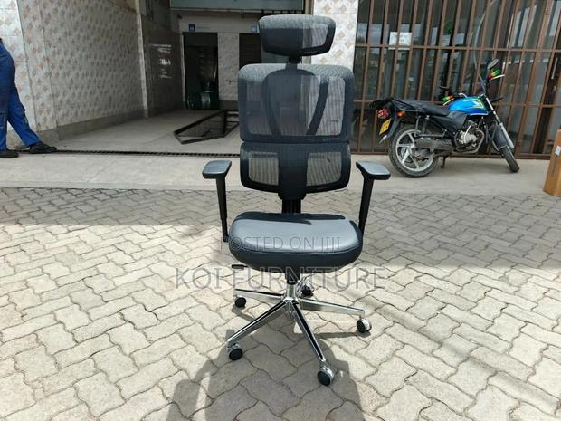 Office Chairs; Executive High Back Orthopedic Office Mesh Chair - thumbnail 7