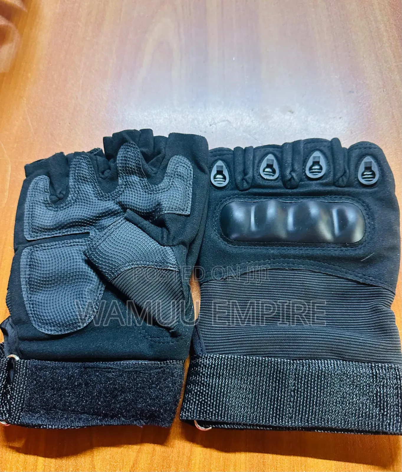 Of Half-finger Tactical Gloves ( Fingerless Tactical Gloves)