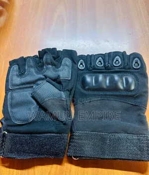 Of Half-finger Tactical Gloves ( Fingerless Tactical Gloves)
