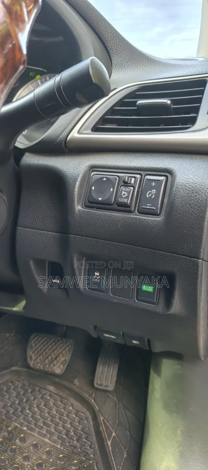 Nissan Sylphy 2016  White 