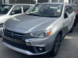 Mitsubishi RVR 2019 Silver