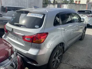 Mitsubishi RVR 2019 Silver