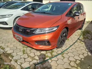 Honda Jade 1.5 Hybrid 2019 Orange