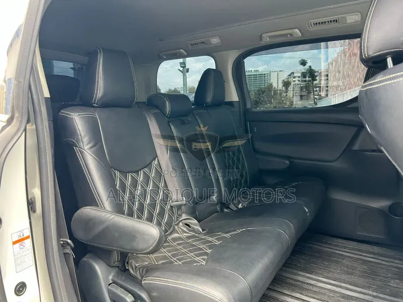Toyota Alphard 2.5 Petrol FWD 2018 White