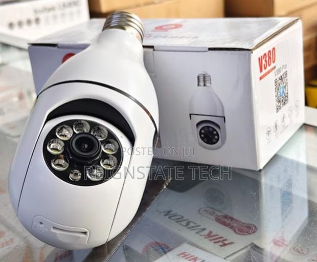 Bulb PTZ Camera Smart Wifi Nanny Camera CCTV for Indoor Security - main view
