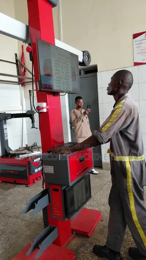 Sunshine Italy S-M5 3d New Latest Wheel Alignment Machine.