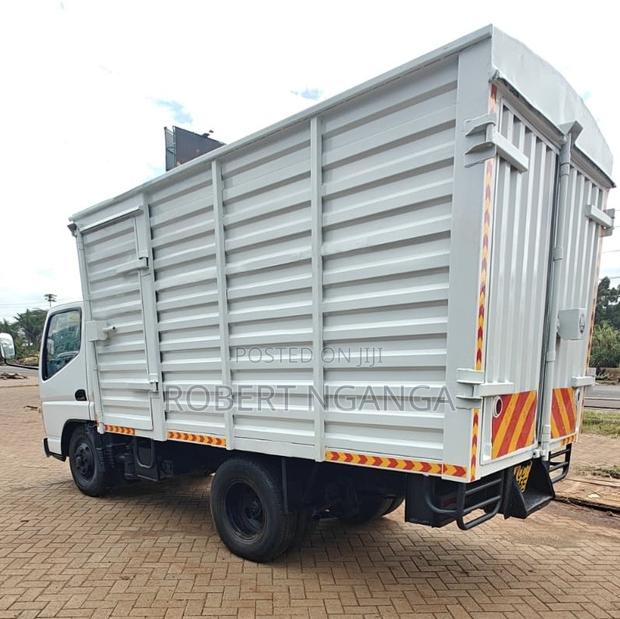 Mitsubishi Canter - thumbnail 7