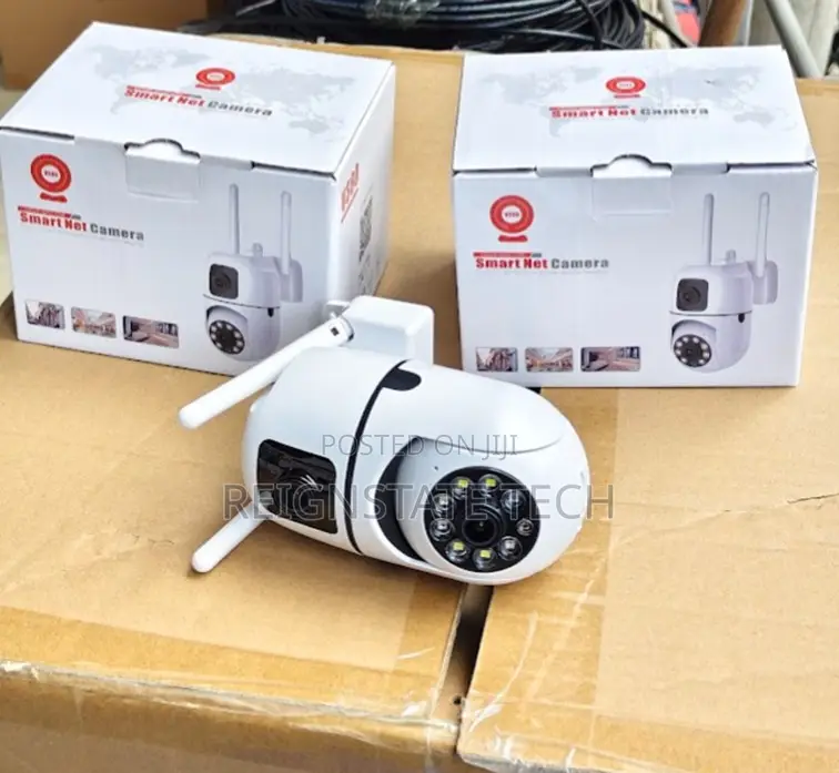 Wall Mounted V380 Dual Lens Wifi Bulb PTZ Camera