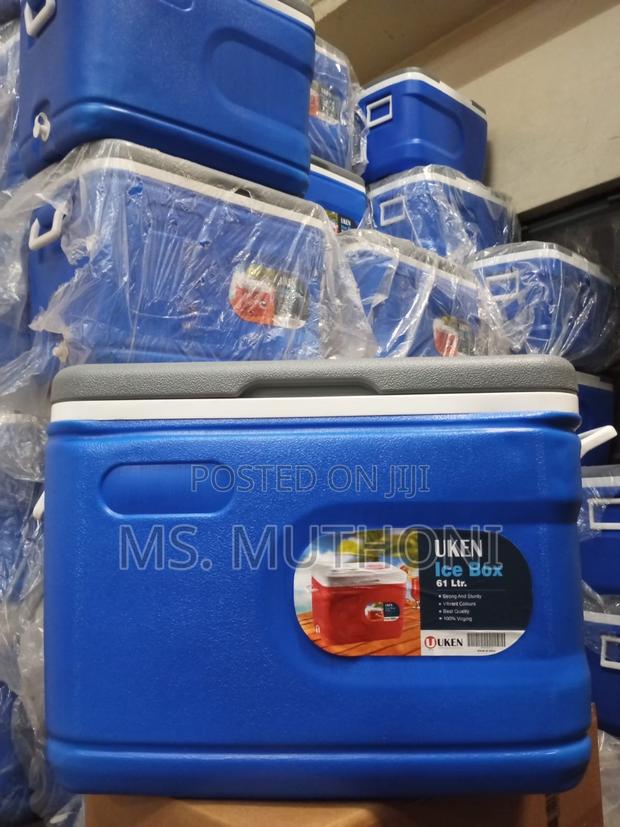 Uken Insulated Ice Cooler Box. (31 L / 61 L)