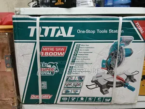 Total Metre Saw 1800 W