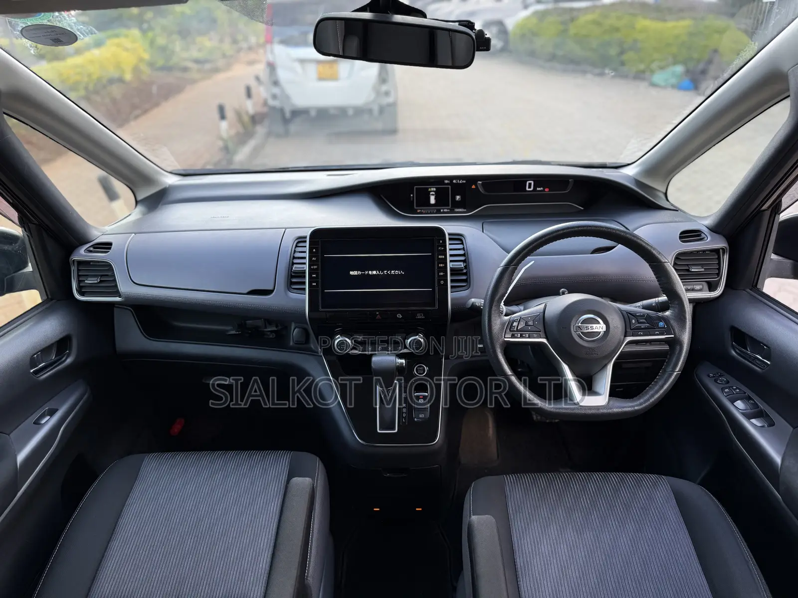Nissan Serena 2019 Maroon